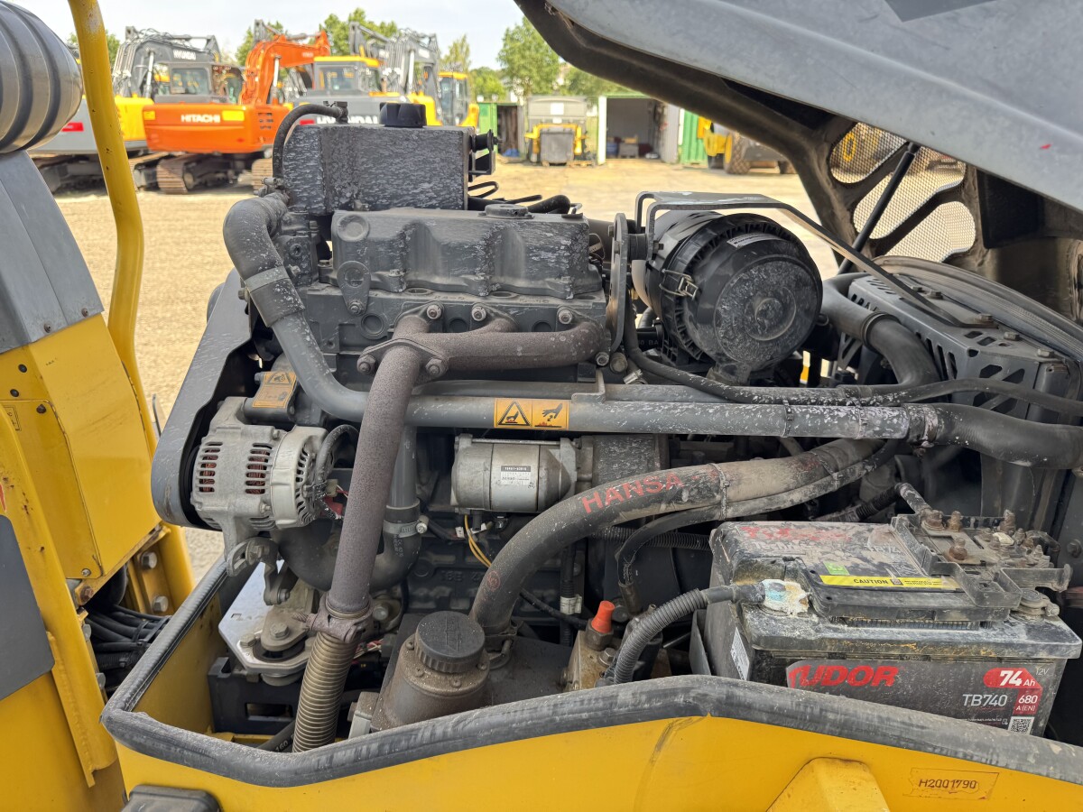 2012 Hamm HD12VV