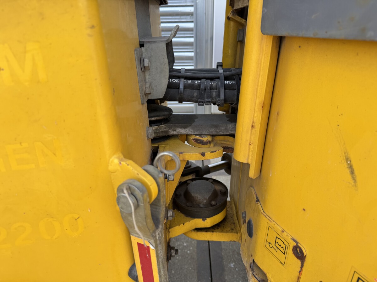 2012 Hamm HD12VV