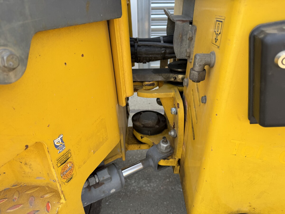 2012 Hamm HD12VV