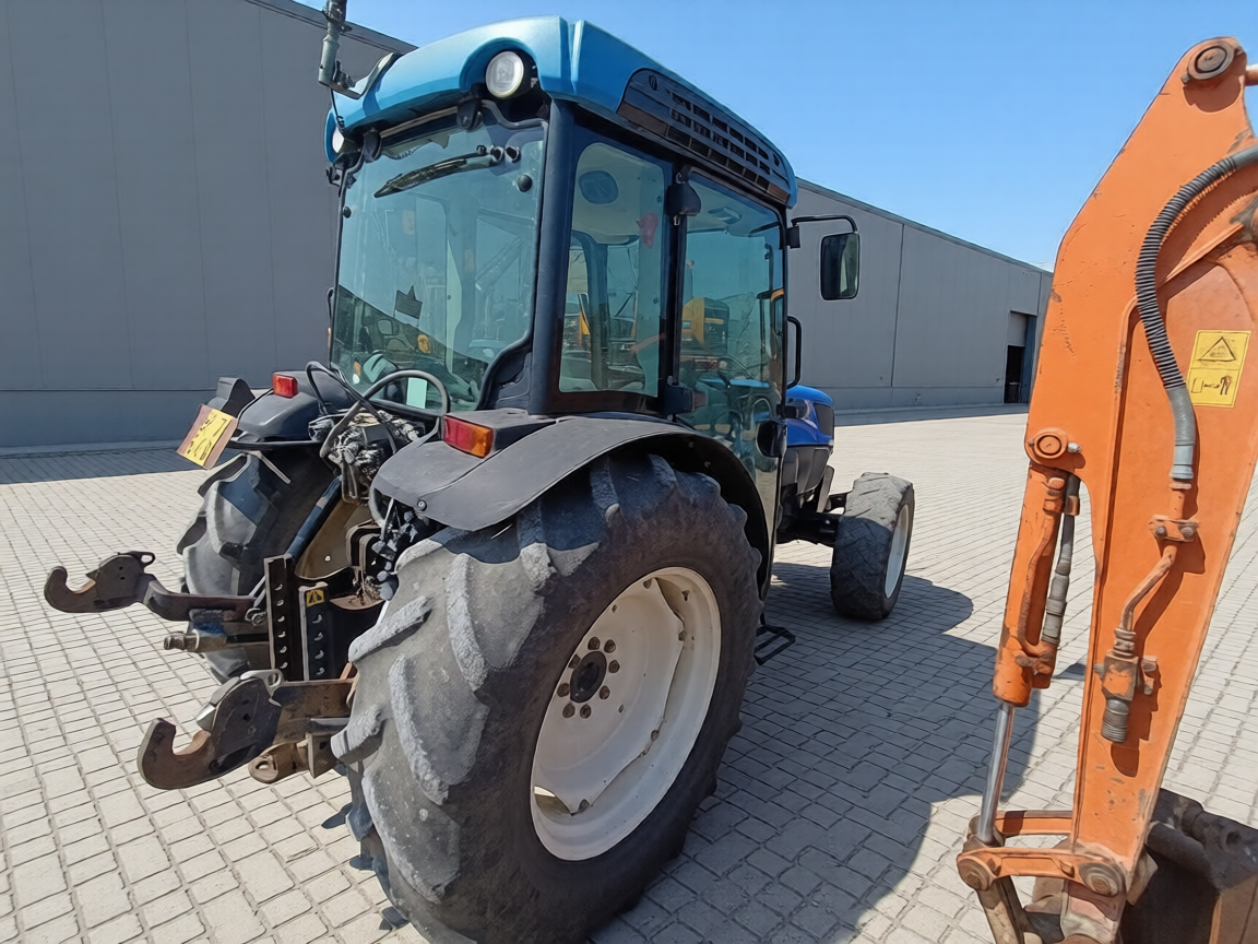 2017 NEW HOLLAND T4 105F