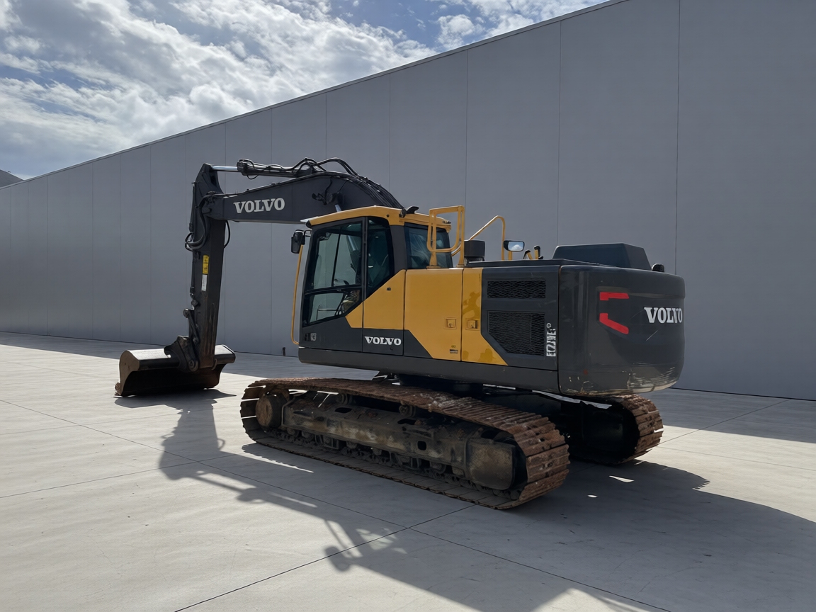 2017 Volvo EC220E