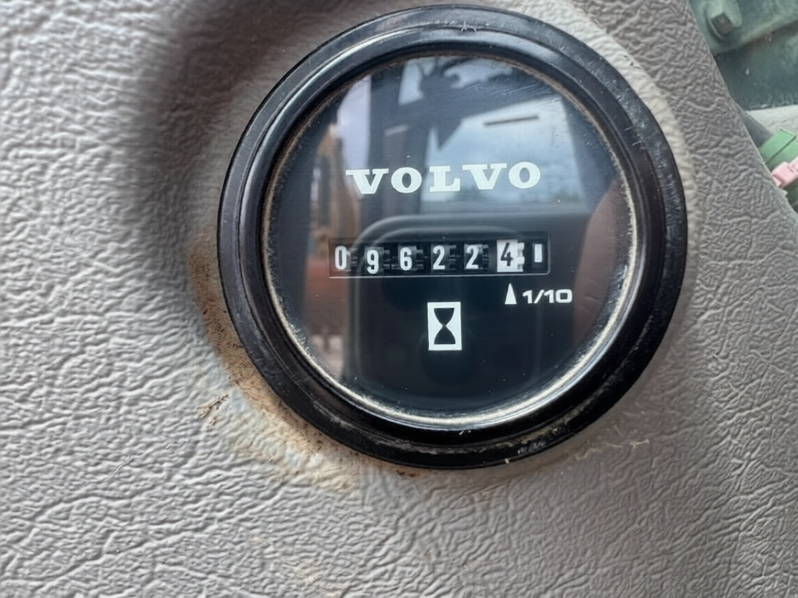 2017 Volvo EC220EL
